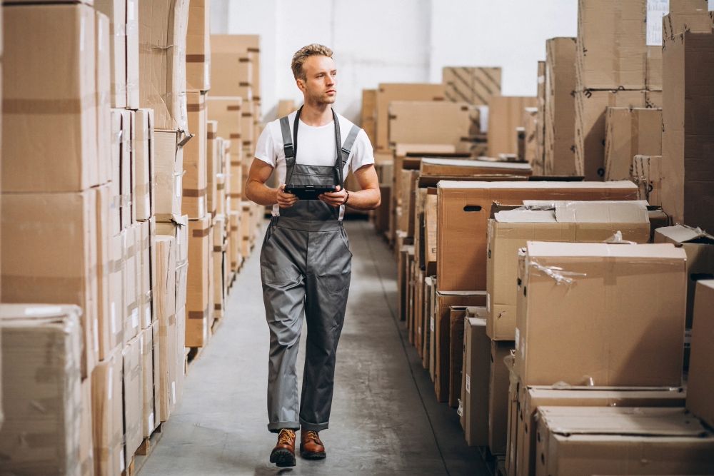Canada Movers Corp - Professional Moving Services in Canada